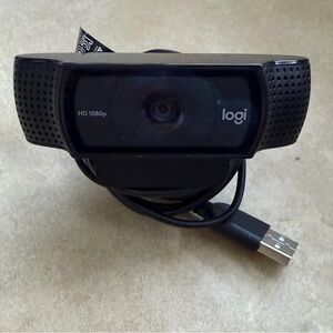 Logitech C920x Pro HD Webcam with USB Connection 1080